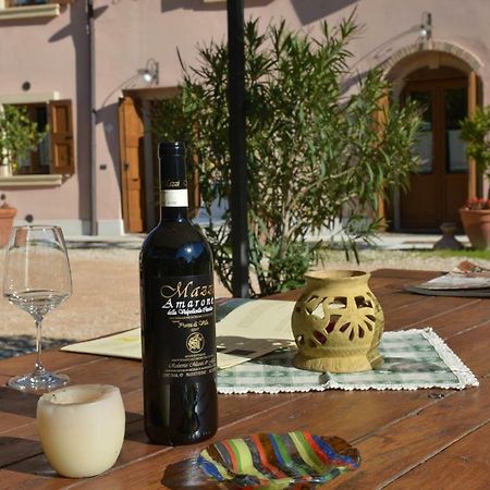 Relais Antica Corte Al Molino - Adults Only Неґрар Екстер'єр фото