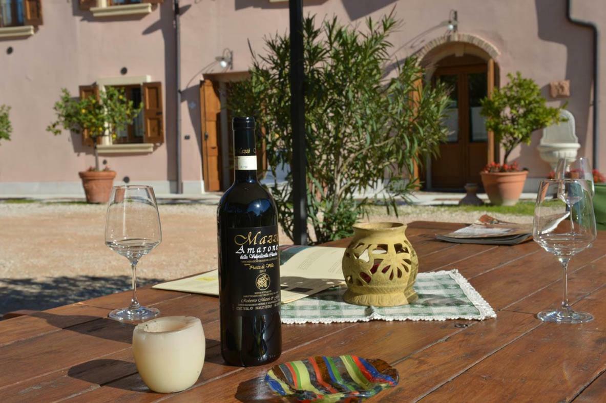 Relais Antica Corte Al Molino - Adults Only Неґрар Екстер'єр фото