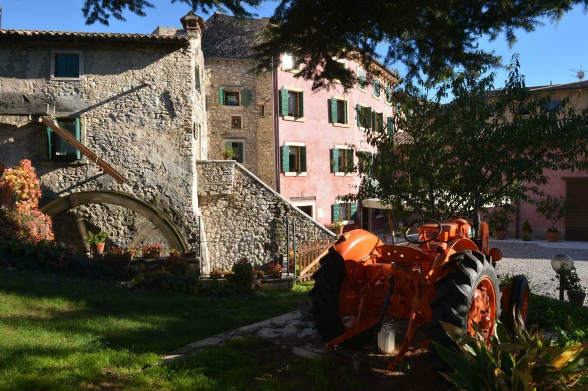 Relais Antica Corte Al Molino - Adults Only Неґрар Екстер'єр фото